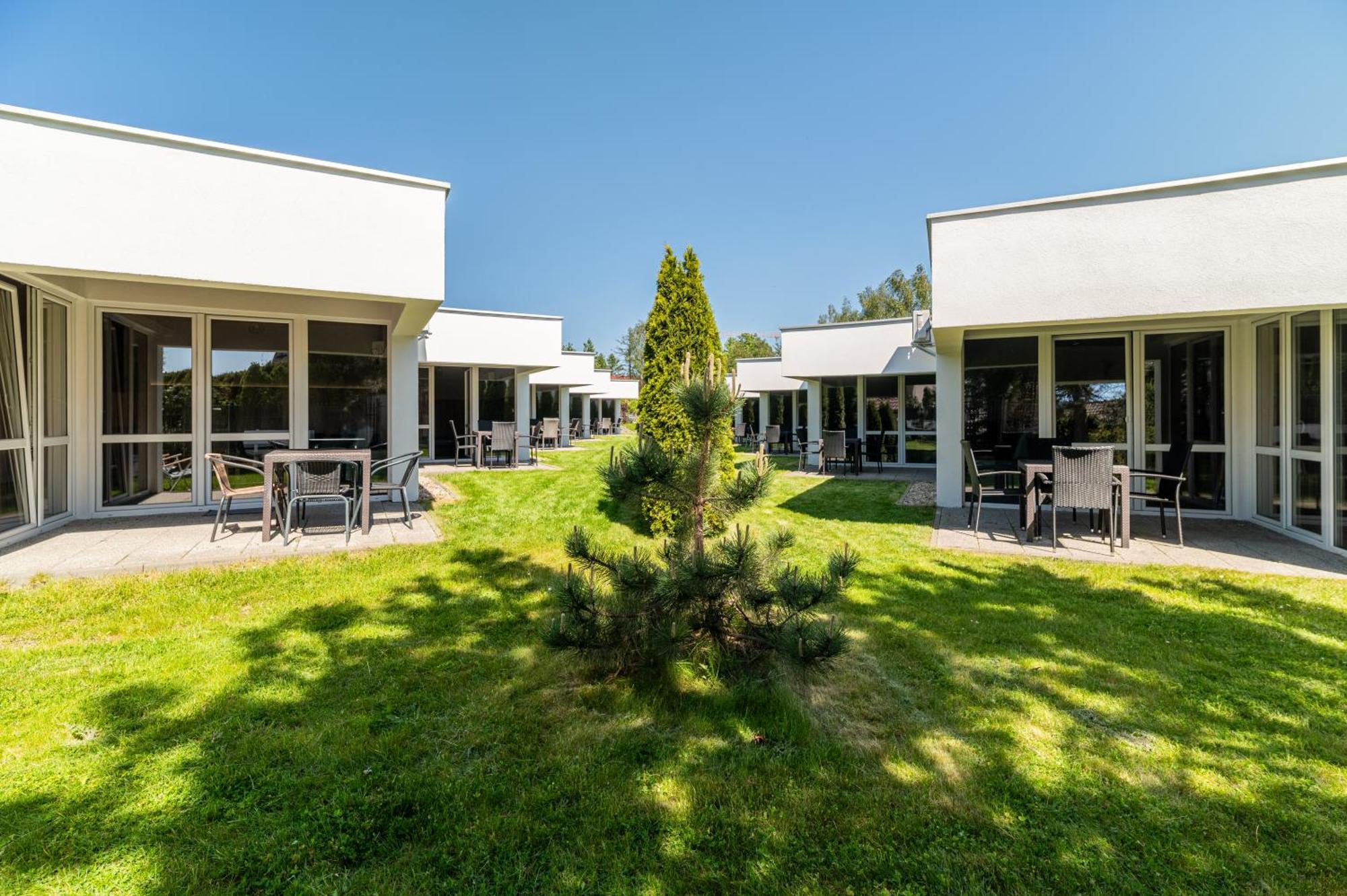 Hotel Ośrodek Wczasowy Boski Raj Sianożęty Zewnętrze zdjęcie